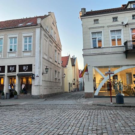 Provence Style Apartment In Old Town Klaipėda Exteriör bild