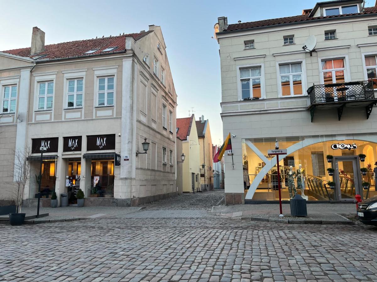 Provence Style Apartment In Old Town Klaipėda Exteriör bild